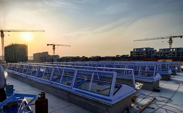 消防城北排烟窗工作原理