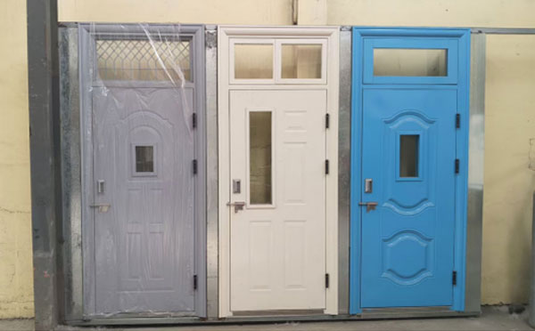 城北学校教室门