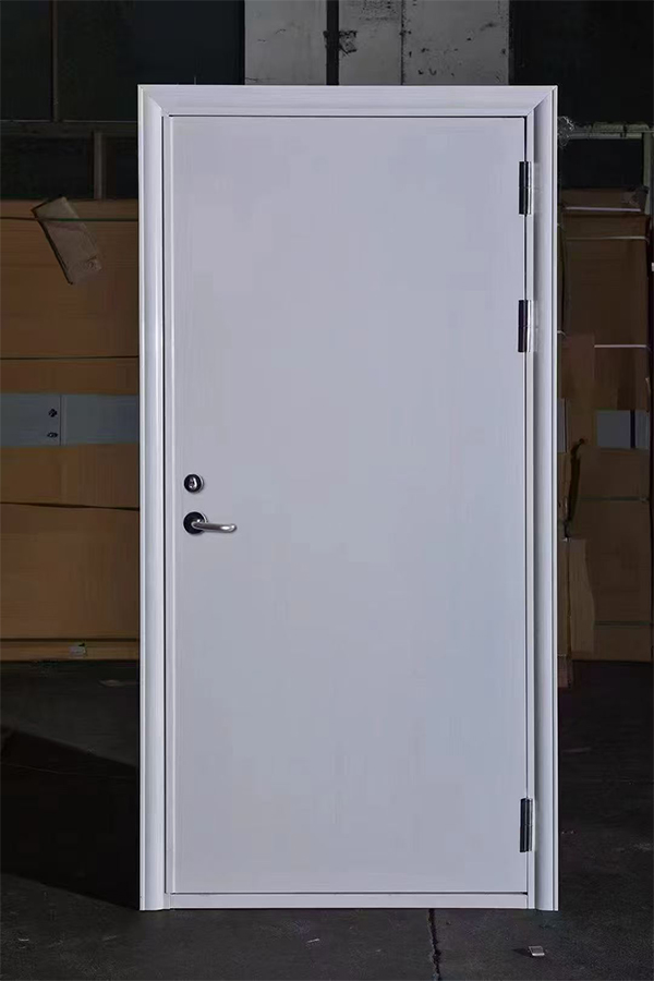 社区活动中心加装城北防火门保障居民安全